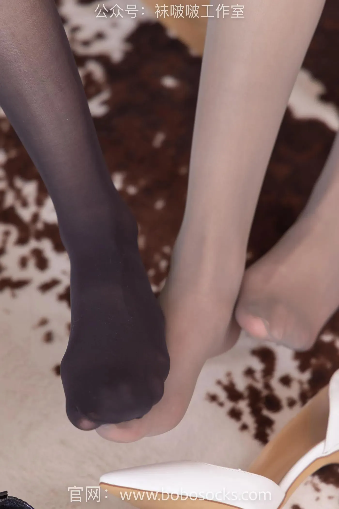[BoBoSocks袜啵啵]NO.124 小甜豆稚予-板鞋、高跟鞋、黑皮鞋、白丝 [134P]插图6